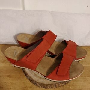Dansko Vienna Red Leather Wedge Sandals Adjustable Straps Slip-On  Comfort EU 40